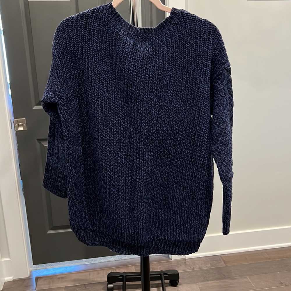 Sweater - Picture 3 of 4